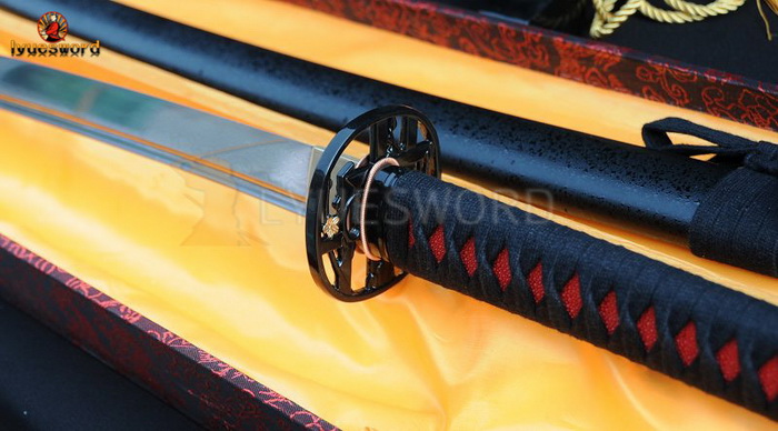 Handmade Black Folded Steel Katana - Full Tang, Sharp - Japanese Samurai Sword