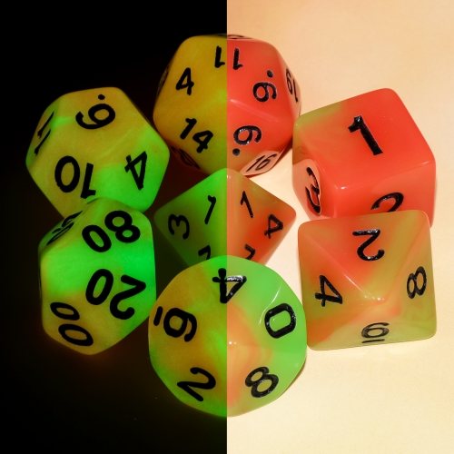 (Orange+Green) Glow in the Dark Dice