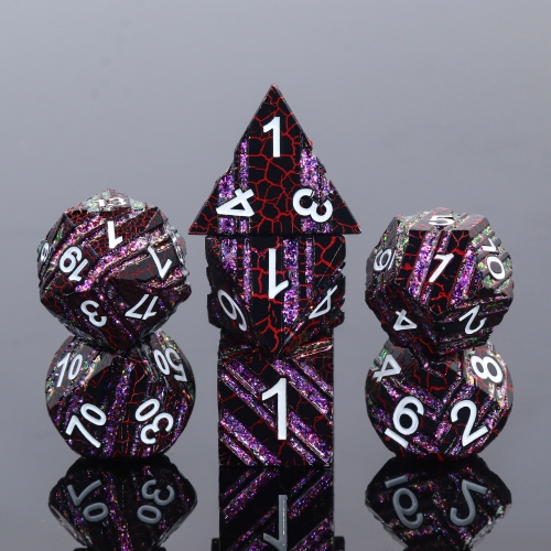 Metal Purple Stripe Dice (Red Crack)