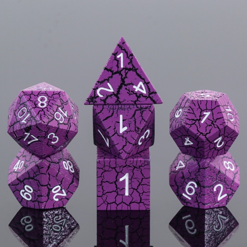 Purple Metal Dice (Black Crack)