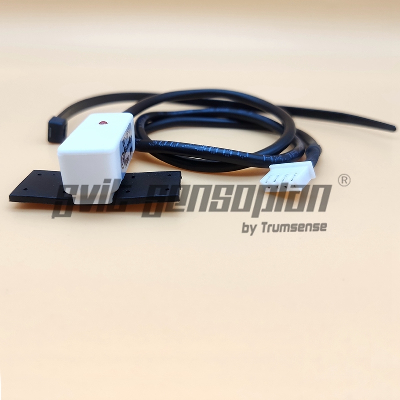 DC 5 to 24V XKC-Y26-V Intelligent Non-Contact Liquid Level Sensor Pipeline Liquid Detection Capacitive Level Control Switch High and Low Signal Output Customized Production Acceptable