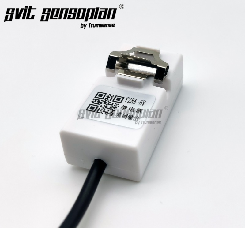 Trumsense XKC-Y28A 5V Touchless Water Level Sensor Capacitive Liquid Level Sensor with Built-in Relay for Small Diameter Hose Pipe Tube Innner Liquid Sensing