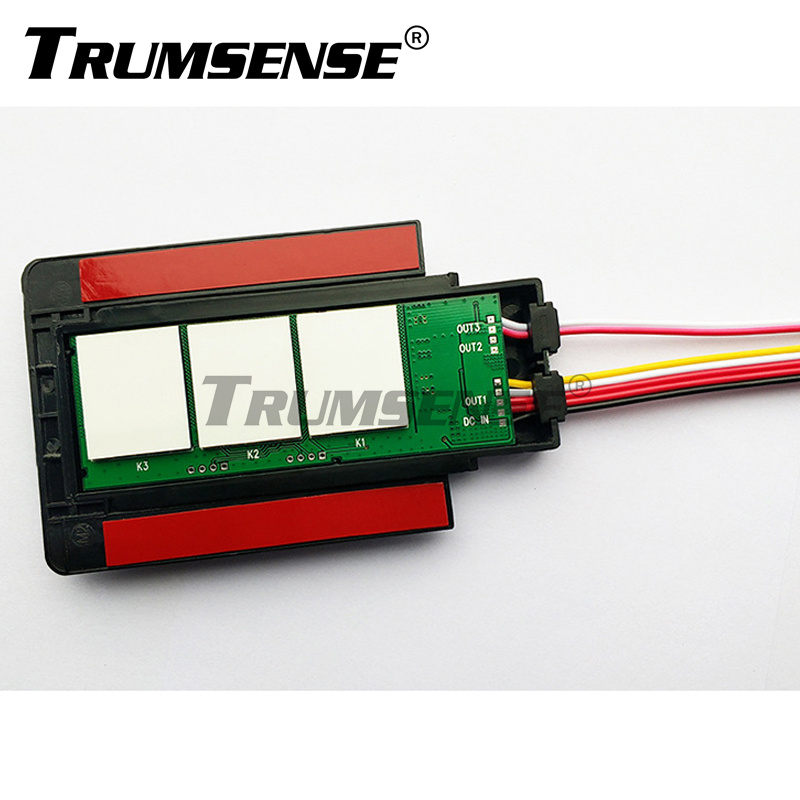 Interruptor para espejo LED de baño Trumsense® WS08F3-M6-BW con atenuación continua, ajuste de 3 colores y función antivaho táctil.