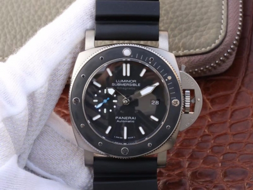 Panerai Luminor Submersible PAM1389 47mm Solid Titanium Case SF 1:1 Best Edition Black Dial on Black Rubber Strap P9010 Super Clone