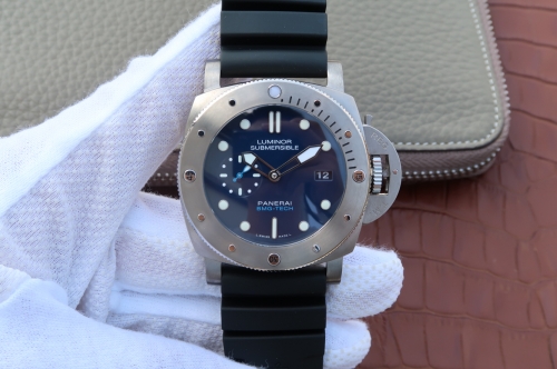 Panerai Luminor Submersible 1950 BMG-TECH 3 Days Automatic PAM 692 XF Factory Titanium Blue Dial Swiss P9010