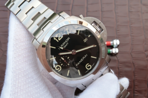 Panerai Luminor PAM329 GMT H ZF Factory 1:1 Black Dial Stainless Steel Case on Stainless Steel Bracelet P.9001