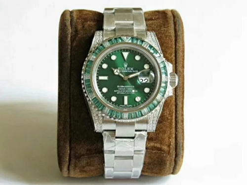 Rolex Submariner 904L Stainless Steel 116610 LV Green Emerald Noob V8S Best Edition on 904L Stainless Steel Bracelet 2836