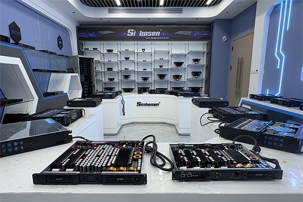 Amplifier D Series V2.0 vs. V3.0: A Comprehensive Comparison Guide
