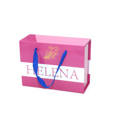 Manufacturer High Quality Customised Magnetic Closure Folding Gift Box