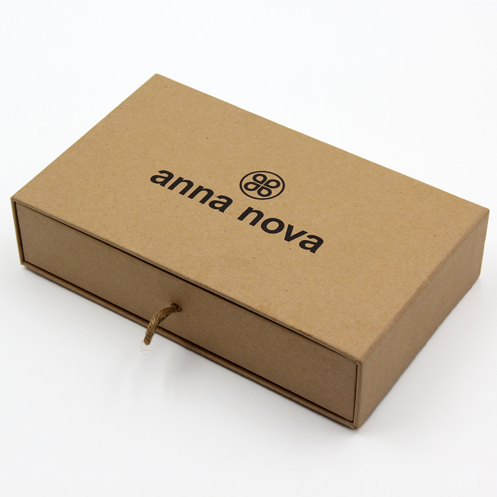 Custom Logo Kraft Paper Gift Box