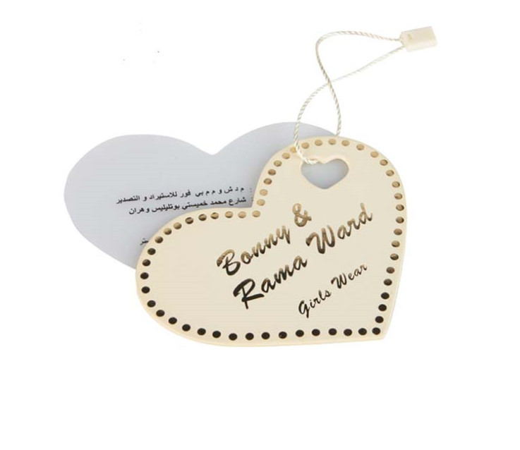 Etiqueta de ropa de papel en forma de corazón en relieve personalizada Hangtag con logotipo de oro