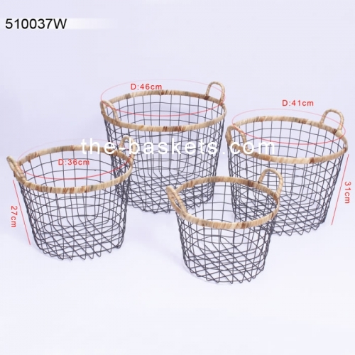 Wire basket with water hyacinth rim