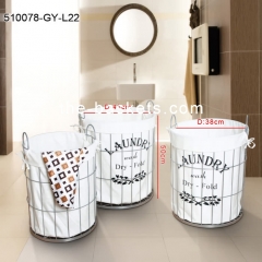 Wire basket with fabric liner