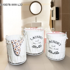 Wire basket with fabric liner