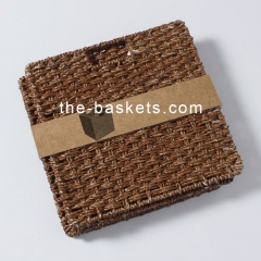 Foldable seagrass basket