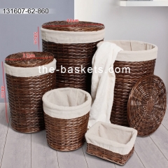 Willow hamper with liner