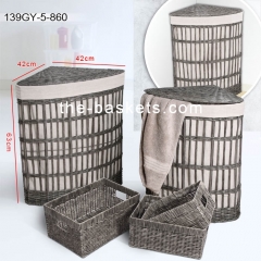 Resin wicker hamper with liner