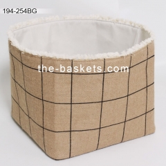 Foldable storage basket