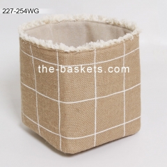 Foldable storage basket