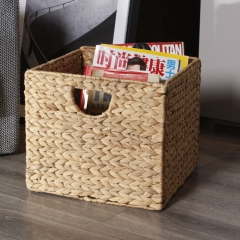 Foldable water hyacinth basket (Video)