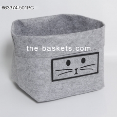 Foldable felt storage basket