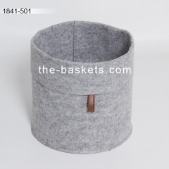 Foldable felt storage basket