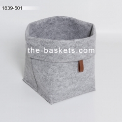 Foldable felt storage basket