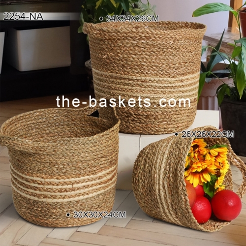 Grass basket