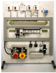 Équipement de formateur de climatiseur Installation électrique dans l'équipement de laboratoire de systèmes de réfrigération