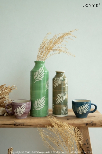 Handpainted Color-brushing Mugs and Vases