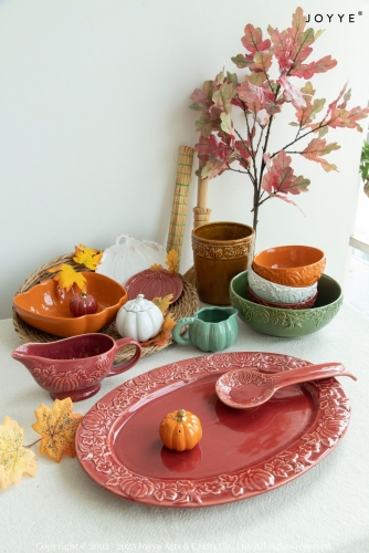 Retro Pumpkin Shaped Embossed Cookware Collection