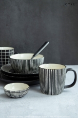 Classic Black and White Stripes Tableware