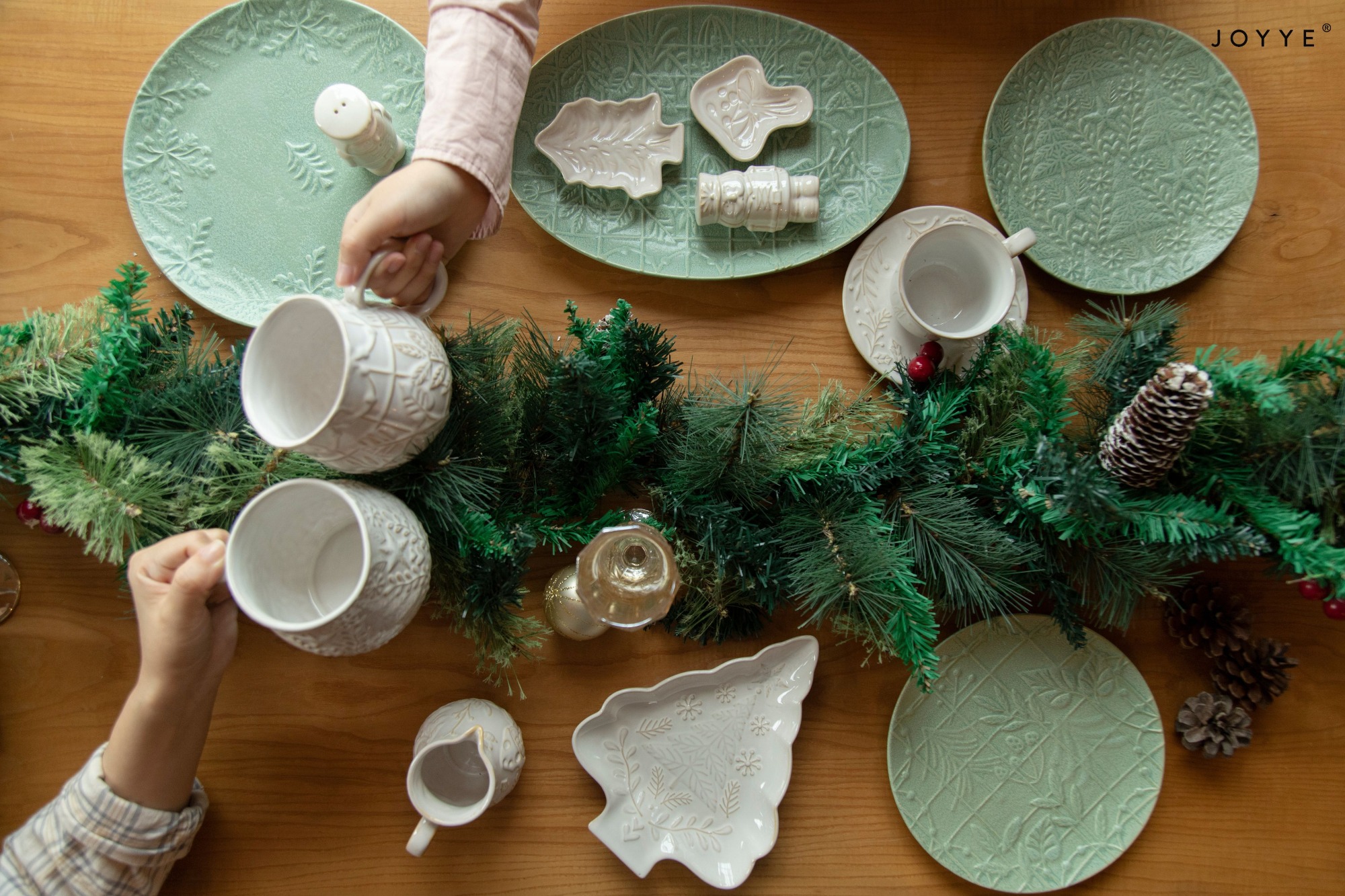 5 Tips to Elevate Your Indoor Enchantment with Magical Christmas Decor