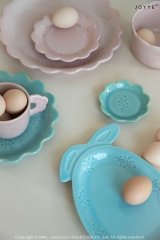 Blue and Pink Crackle Glazed Dinnerware