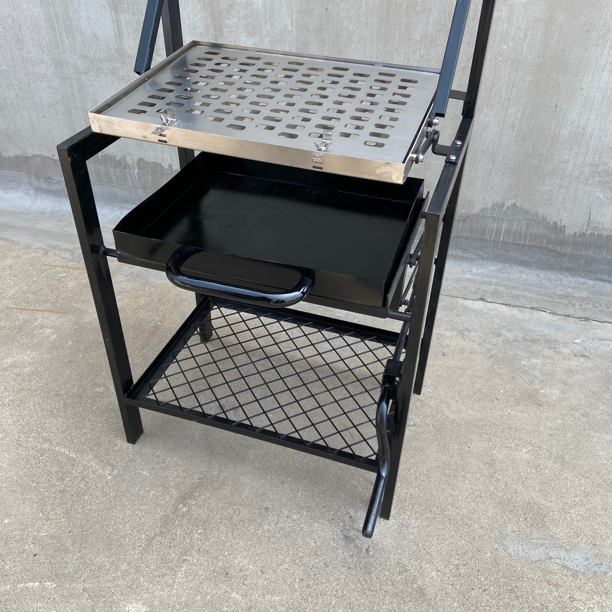 Grill obrotowy/a BBQ with a rotating grill,Flippin' BBQ , Homemade