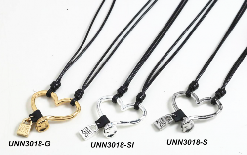 Stainless steel UNO de 50 Necklace  UNN3018-G-18