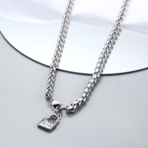 Stainless Steel uno de 50 Necklace-CH211123-P12RTSS