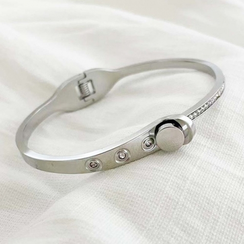 Stainless Steel Brand Bangle-RR220515-Rrs04075-23