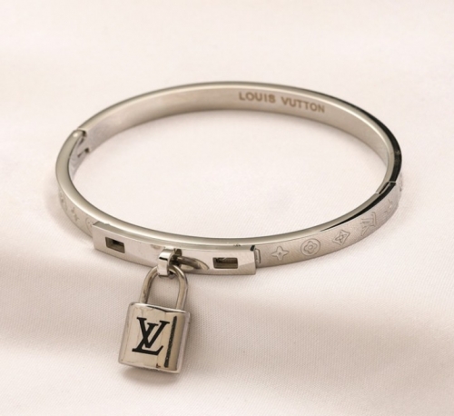 Stainless Steel Brand Bangle-YWA220712-P17DSG