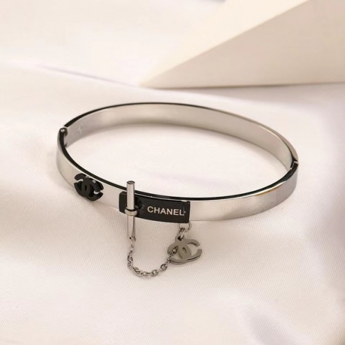 Stainless Steel Brand Bangle-YWA230322-P20ILL (1)