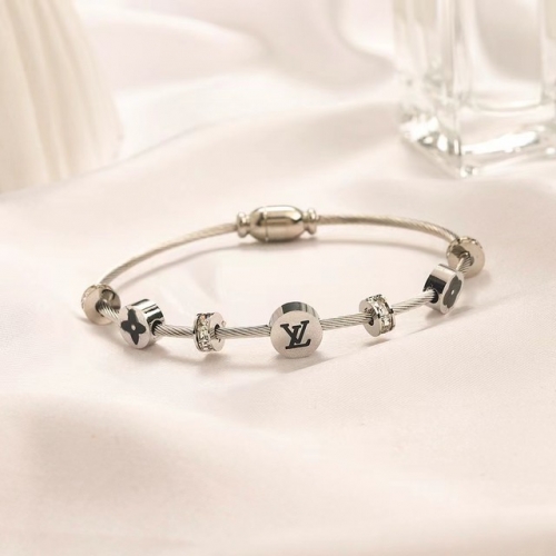 Stainless Steel Brand Bangle-YWA230322-P22.5XSI (1)