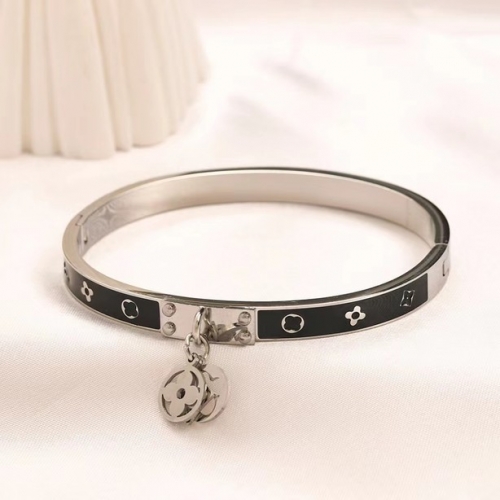 Stainless Steel Brand Bangle-YWA230322-P19ILG (3)