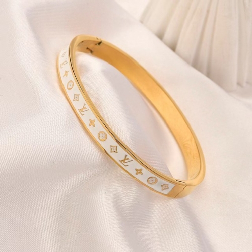 Stainless Steel Brand Bangle-YWA230404-P17VCDX (1)