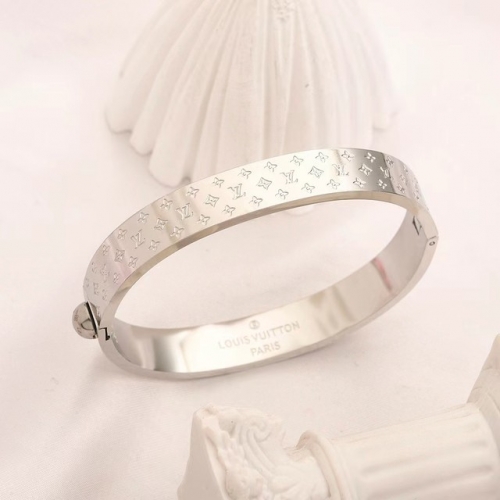 Stainless Steel Brand Bangle-YWA230511-P18NRR (2)