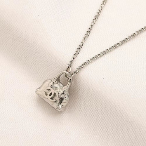 Stainless Steel Brand Necklace-YWA230511-P12.5BBD (2)