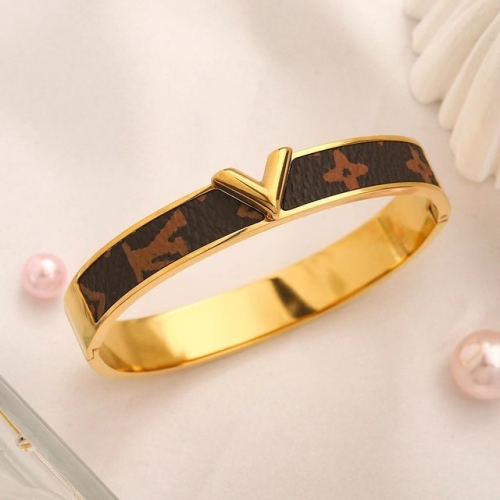 Stainless Steel Brand Bangle-YWA230628-P16JSZ (2)