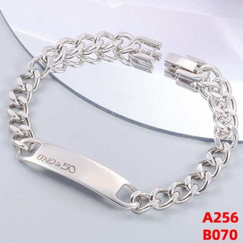 Stainless Steel uno de *50 Bracelet-CH230922-P12CRES