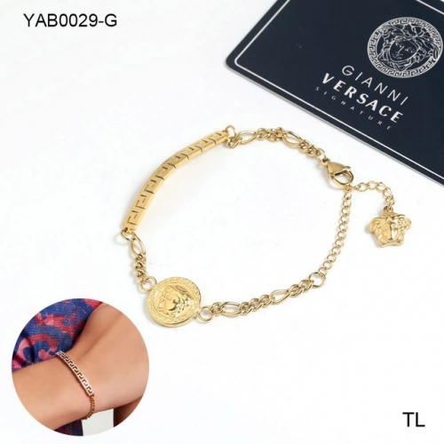 Stainless Steel Brand Bracelet-SN231111-YAB0029-G-15.3