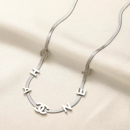 Stainless Steel Brand Necklace-YWA231123-P13CFK0 (1)