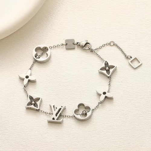 Stainless Steel Brand Bracelet-YWA231123-P17CXXZ (1)